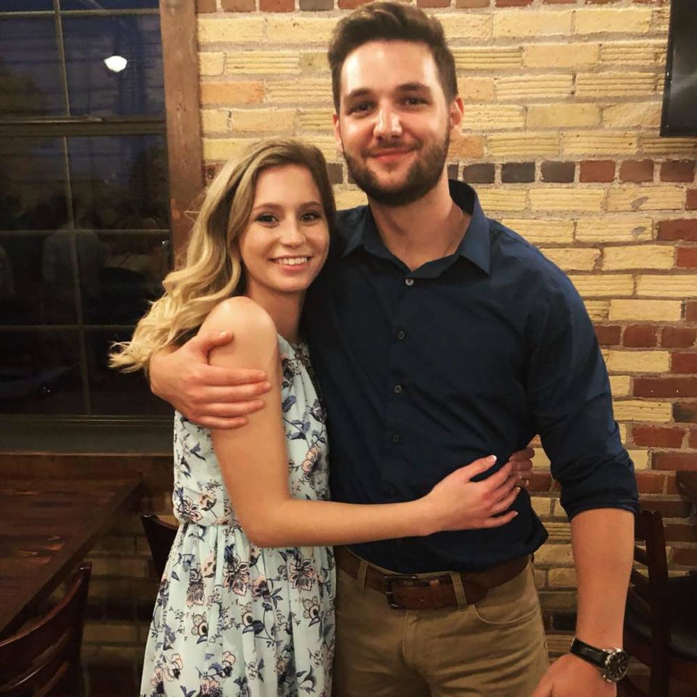 Meet your Posher, Ella